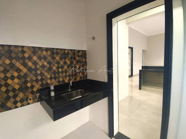 Casa para Venda em Araraquara - 3