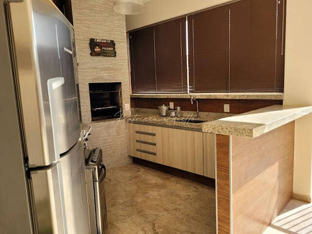 Casa para Venda em Araraquara - 2