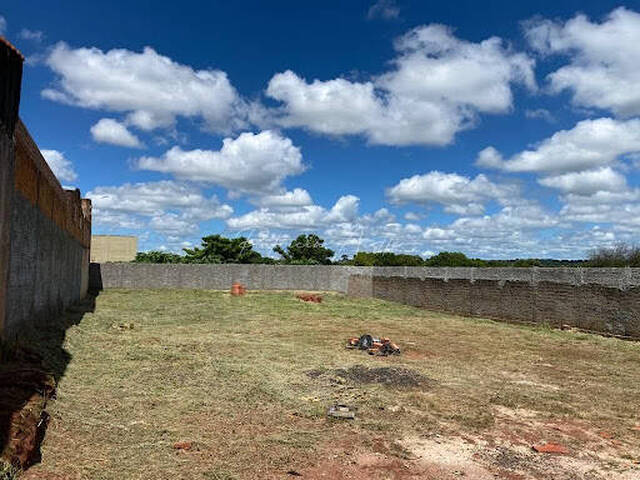 #211 - Terreno para Venda em Araraquara - SP