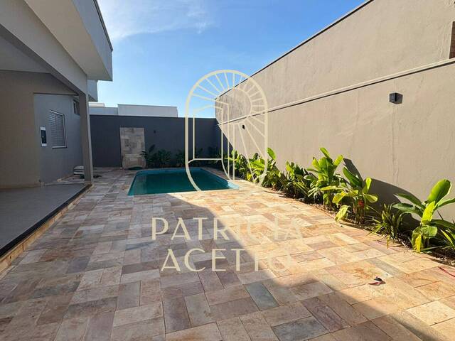 #434 - Casa em condomínio para Venda em Araraquara - SP