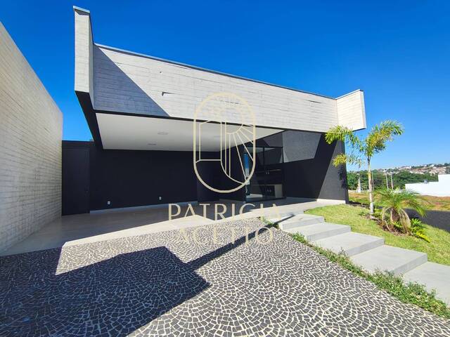 #471 - Casa em condomínio para Venda em Bauru - SP