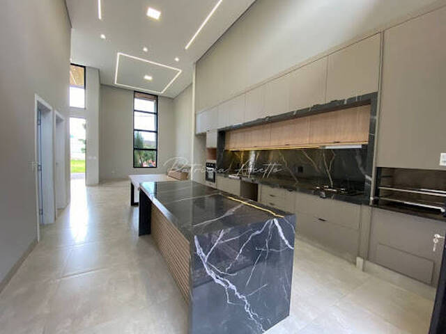 Casa para Venda em Araraquara - 5