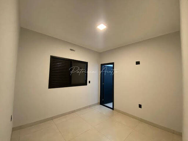 Casa para Venda em Araraquara - 5