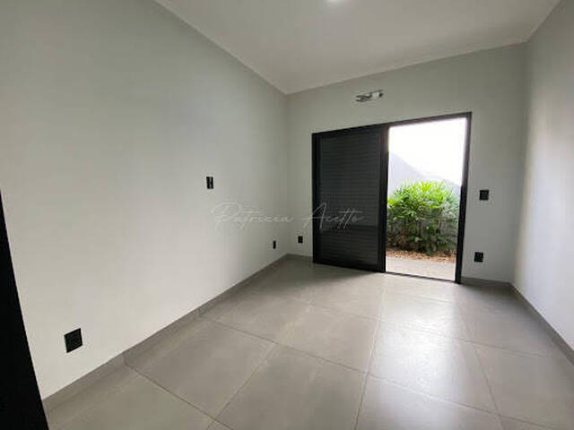 Casa para Venda em Araraquara - 3