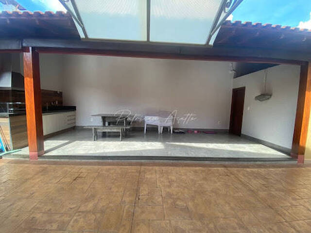 Casa para Venda em Araraquara - 2