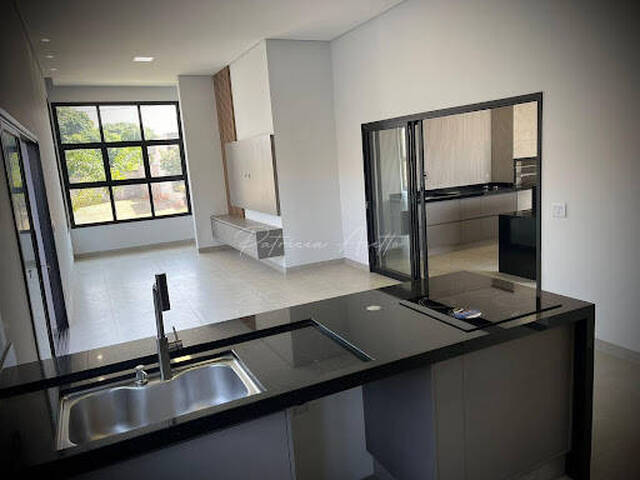 Casa para Venda em Araraquara - 4