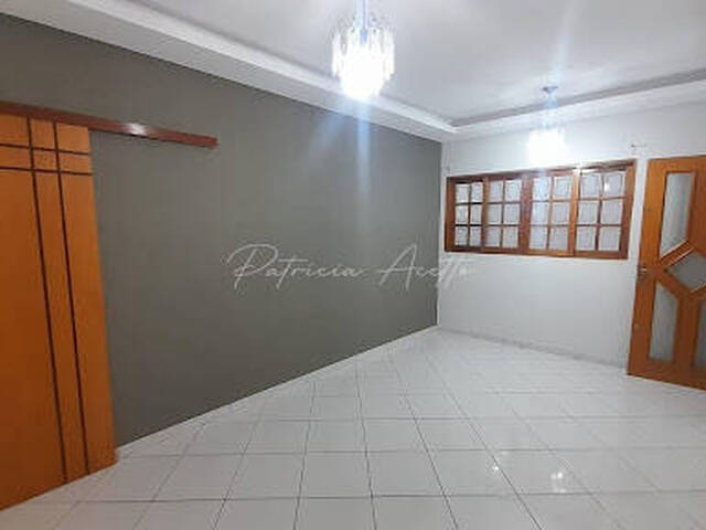 Casa para Venda em Araraquara - 2