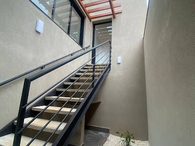 #427 - Casa para Venda em Araraquara - SP