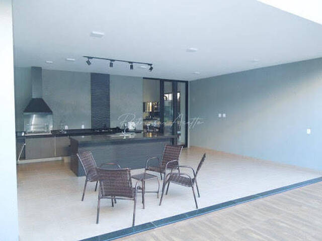 Venda em Jardim Marivan - Araraquara