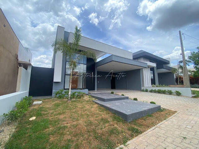 Casa para Venda em Araraquara - 2