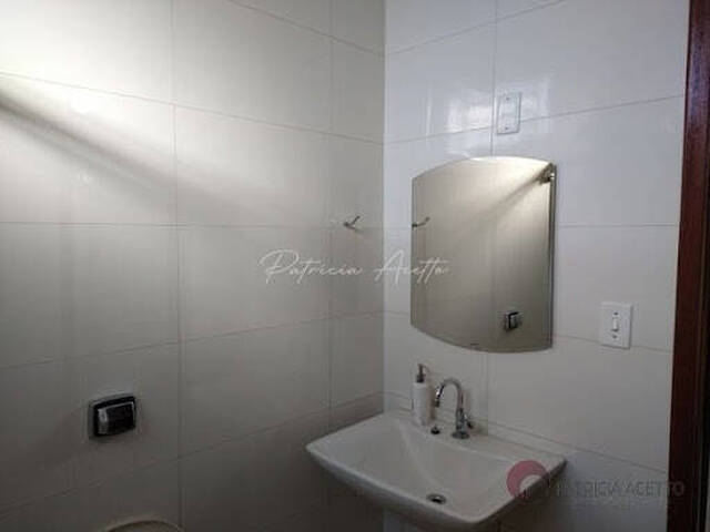 #220 - Casa para Venda em Araraquara - SP