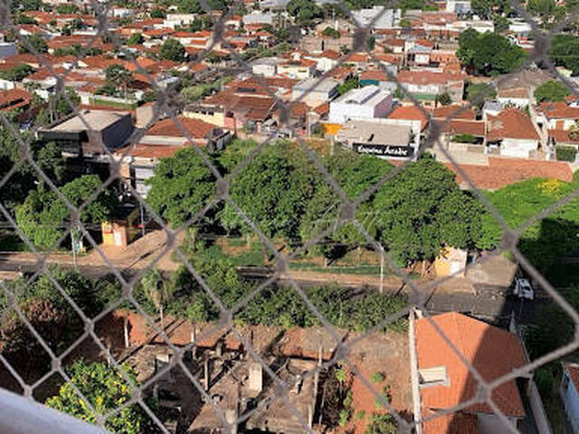 Apartamento para Venda em Araraquara - 4