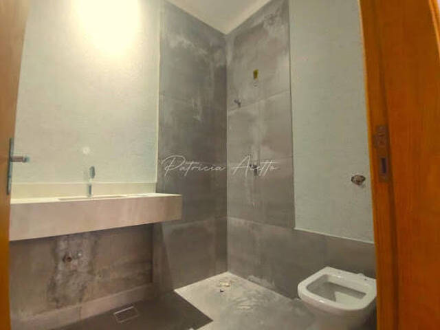 #123 - Casa para Venda em Bauru - SP