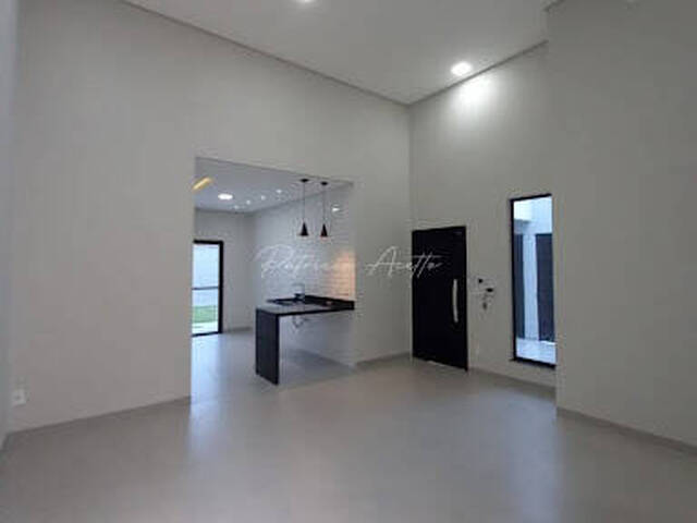 #186 - Casa para Venda em Bauru - SP