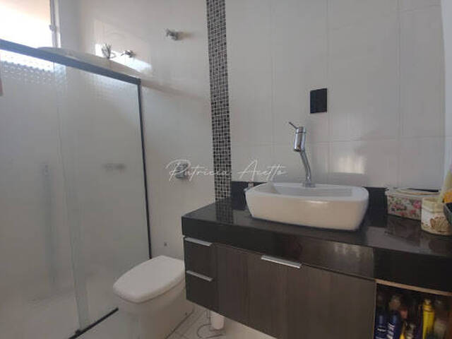 #188 - Casa para Venda em Araraquara - SP