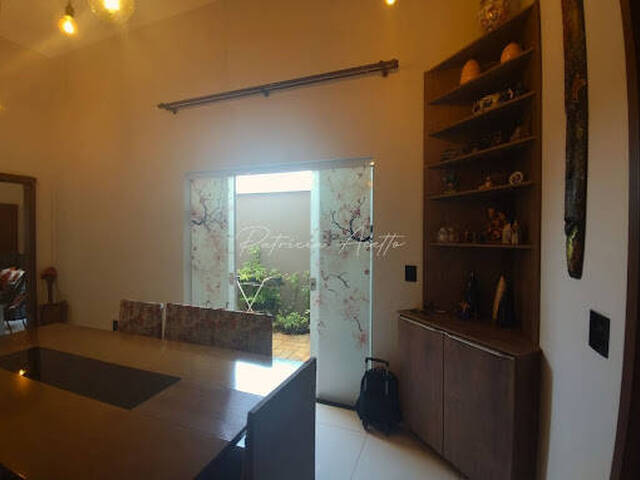 #188 - Casa para Venda em Araraquara - SP