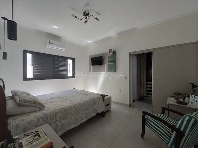 #81 - Casa para Venda em Araraquara - SP