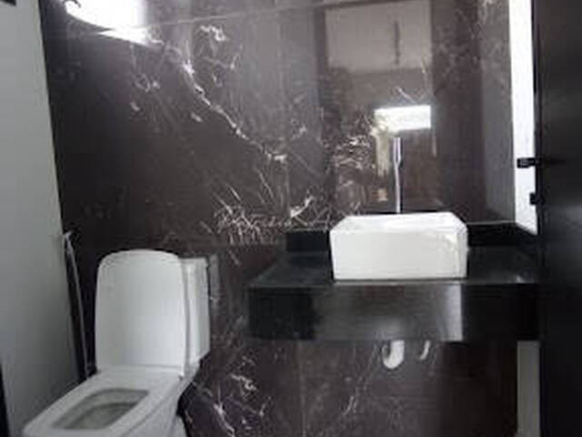 #182 - Sobrado para Venda em Araraquara - SP