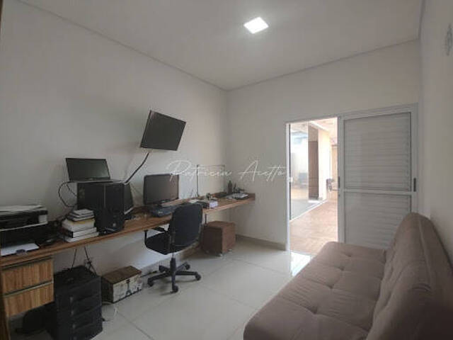 #194 - Casa para Venda em Piratininga - SP