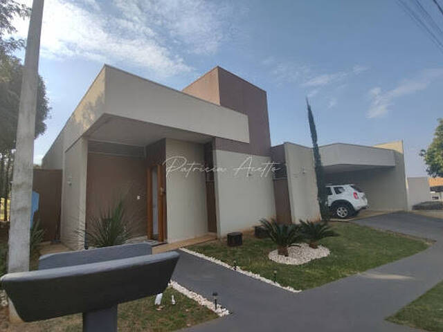 Casa para Venda em Piratininga - 4