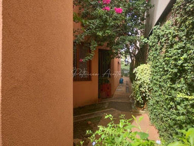 #242 - Casa para Venda em Araraquara - SP