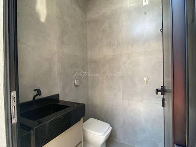 #420 - Casa para Venda em Araraquara - SP