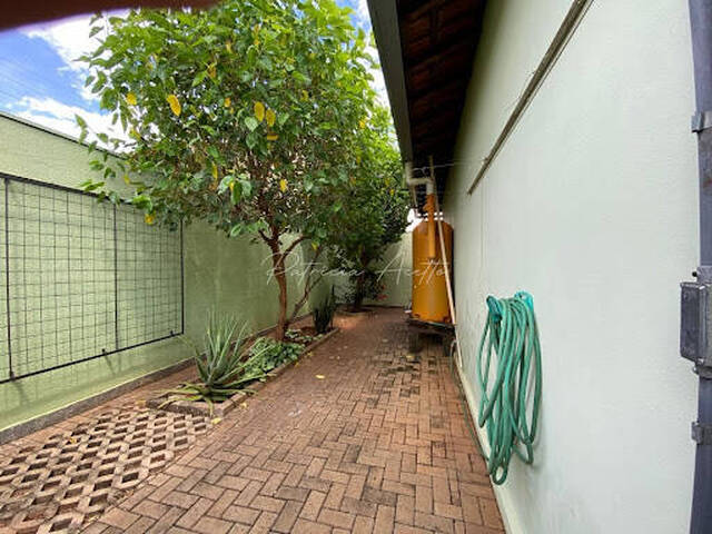 Casa para Venda em Araraquara - 3