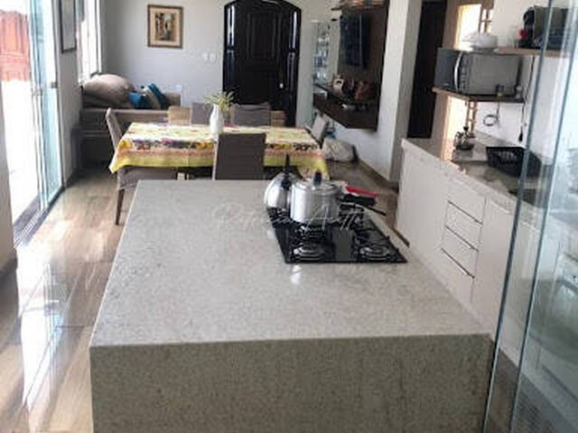 Casa para Venda em Araraquara - 2